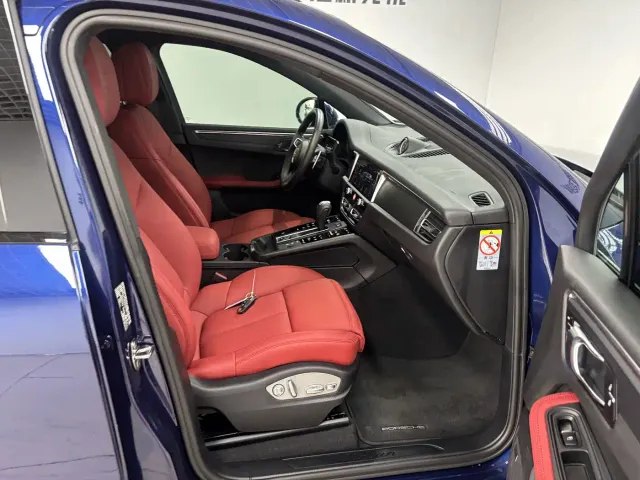 Porsche Macan — Фото автомобиля 26