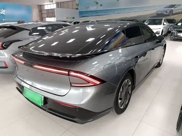 Xpeng P7+ — Фото автомобиля 6