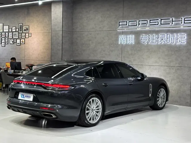 Porsche Panamera — Фото автомобиля 7