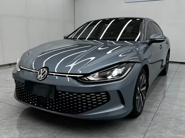 Фотография автомобиля — Volkswagen Lamando