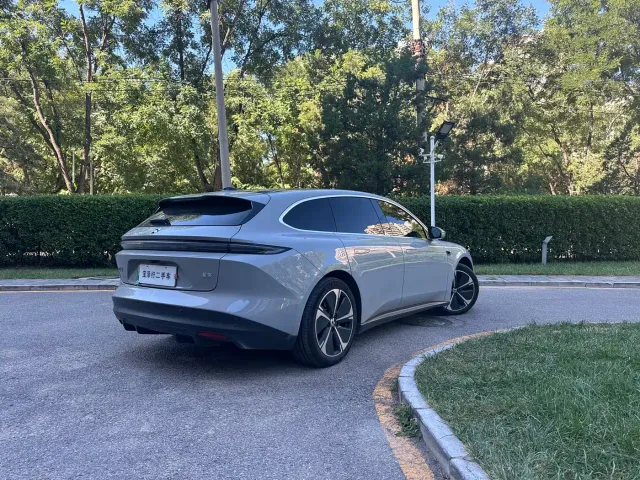 Nio ET5 Touring — Фото автомобиля 5
