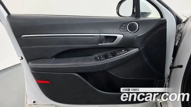 Hyundai Sonata Sonata Edge(DN8) 2.0 LPG(Для проката) — Фото автомобиля 8