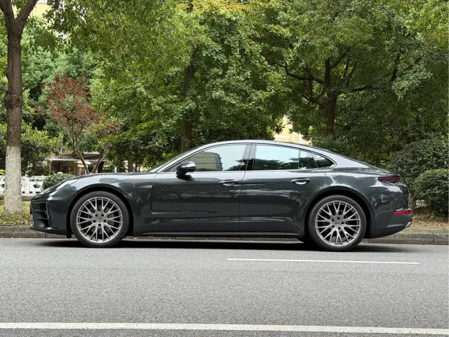 Porsche Panamera — Фото автомобиля 7