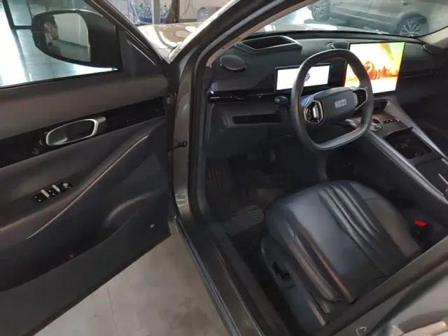 Geely Galaxy E5 — Фото автомобиля 15