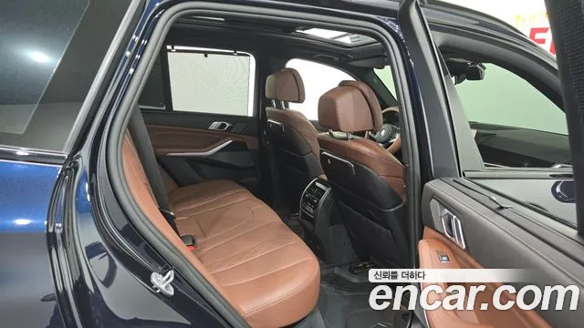 BMW X5 xDrive 40i M Sport — Фото автомобиля 11