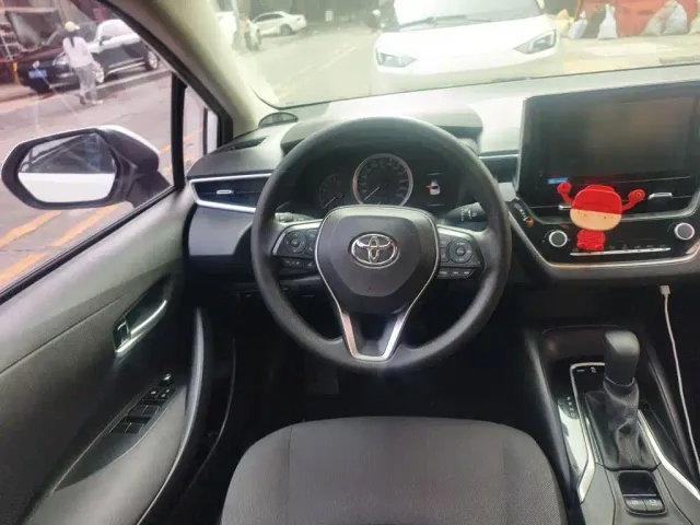 Toyota Corolla — Фото автомобиля 6