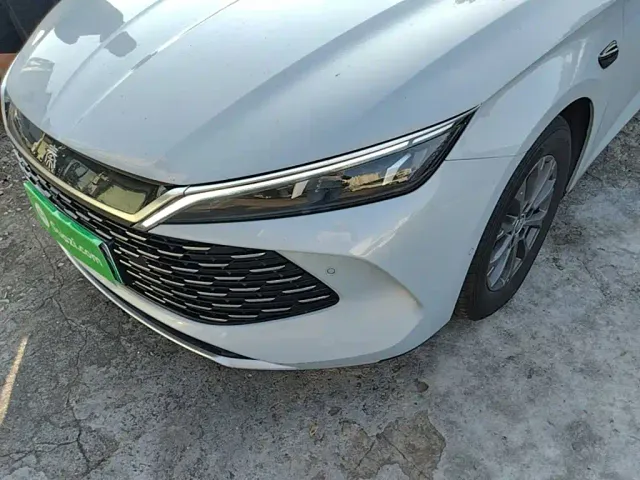 BYD Qin L — Фото автомобиля 23