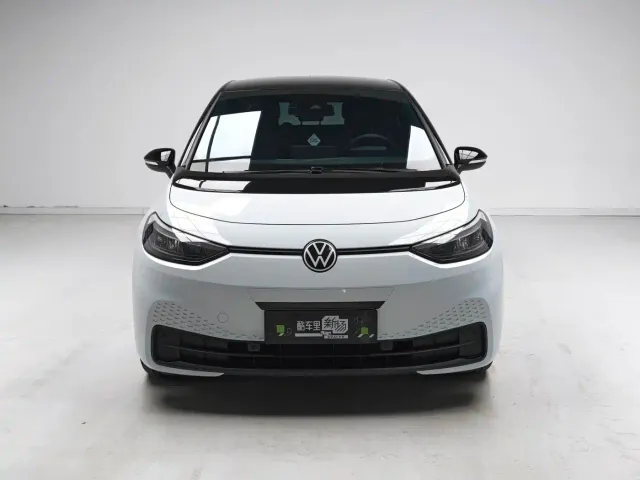 Volkswagen ID.3 — Фото автомобиля 2