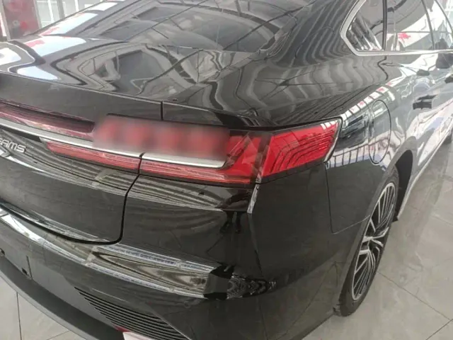 BYD Han — Фото автомобиля 7