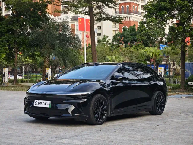 Фотография автомобиля — Zeekr 007 GT