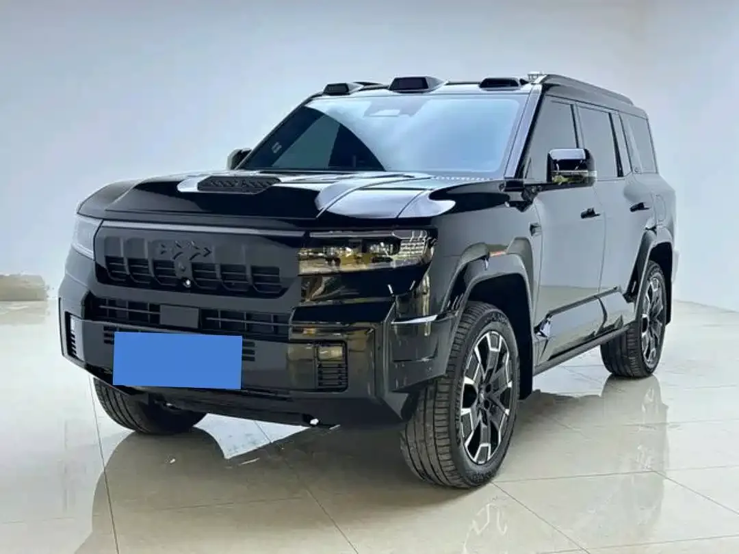 Fang Cheng Bao Leopard 8 2025 Zhiyong Flagship Drone Edition 6-Seater — Фото автомобиля 3