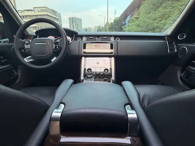 Land Rover Range Rover — Фото автомобиля 8