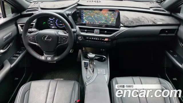 Lexus UX — Фото автомобиля 7