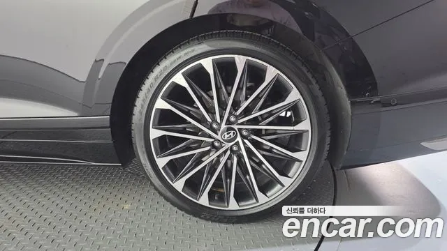 Hyundai Grandeur GN7 — Фото автомобиля 6