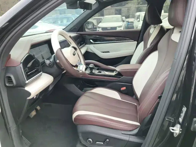 Geely Xingyue L — Фото автомобиля 14