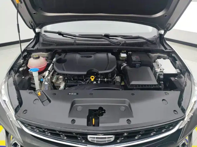 Geely Binrui — Фото автомобиля 10