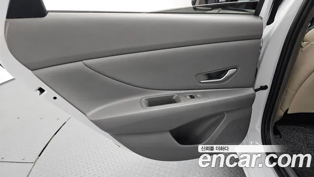 Hyundai Avante — Фото автомобиля 14