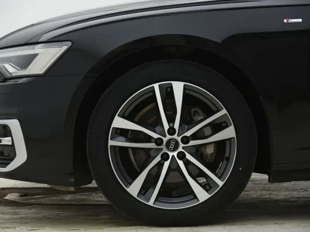 Audi A6L — Фото автомобиля 13