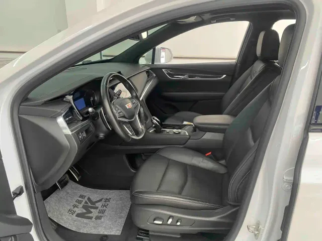 Cadillac XT5 — Фото автомобиля 4