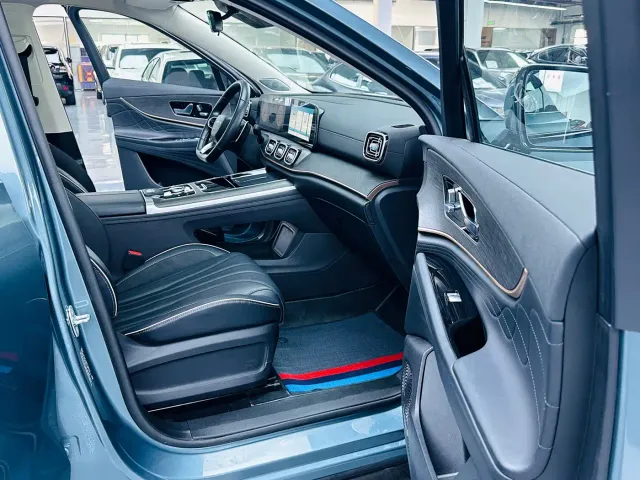 Chery Tiggo 9 — Фото автомобиля 8