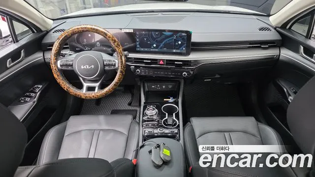 Kia K5 Новый K5 3 поколение 2.0 LPi(Для проката) — Фото автомобиля 7