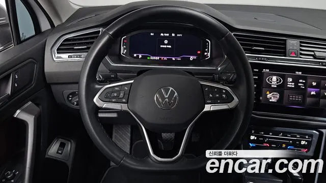 Volkswagen Tiguan — Фото автомобиля 19