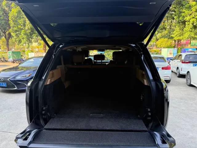Land Rover Range Rover — Фото автомобиля 14