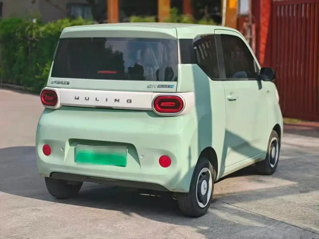 Wuling Hongguang Mini EV — Фото автомобиля 5