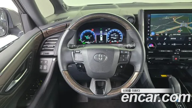 Toyota Alphard — Фото автомобиля 9