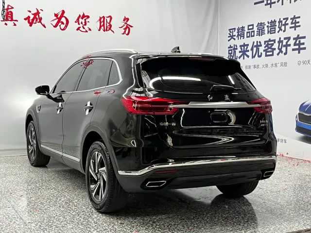 Hongqi HS5 — Фото автомобиля 16