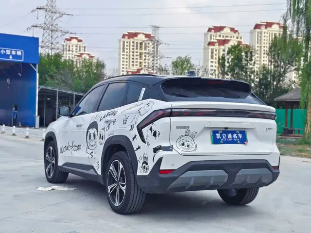 Geely Galaxy L7 — Фото автомобиля 4