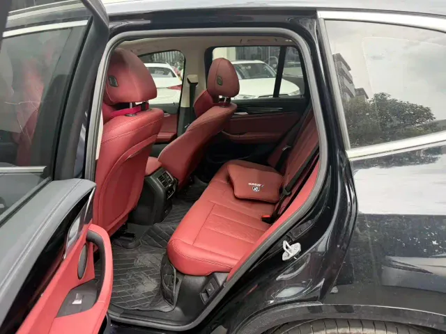 BMW X3 — Фото автомобиля 6