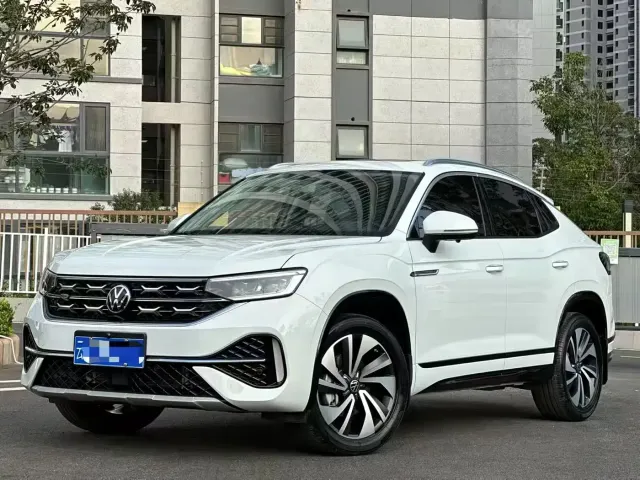 Фотография автомобиля — Volkswagen Tayron X