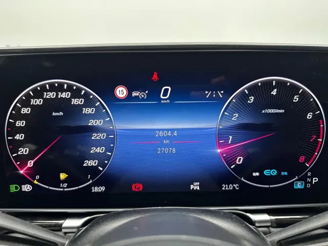 Mercedes-Benz S-Class — Фото автомобиля 20