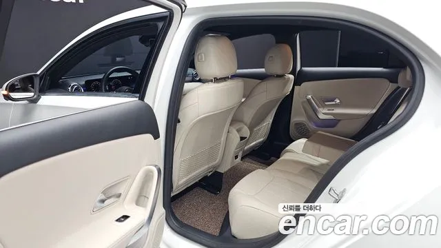 Mercedes-Benz A-Class W177 — Фото автомобиля 18