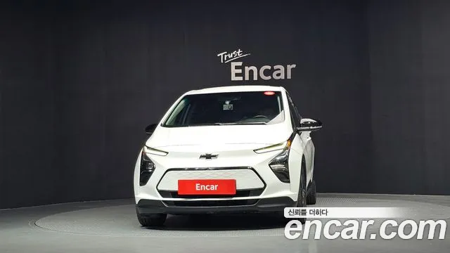 Chevrolet Bolt EV New — Фото автомобиля 3