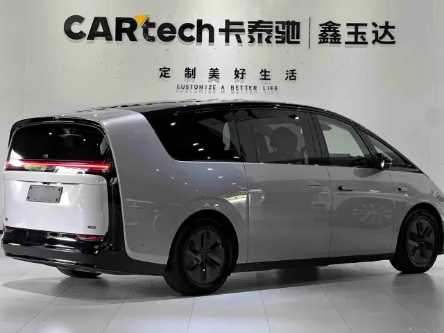 Li Auto MEGA — Фото автомобиля 7