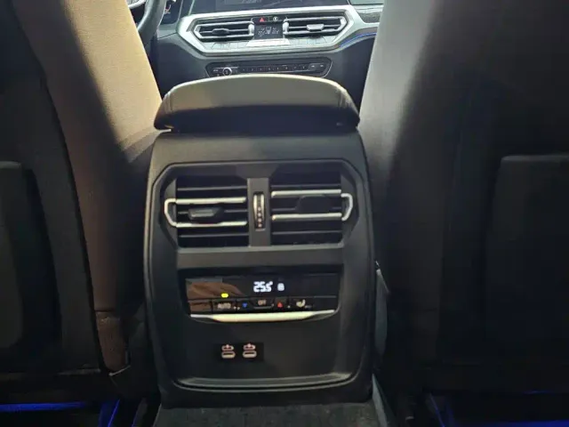 BMW 3 Series — Фото автомобиля 19