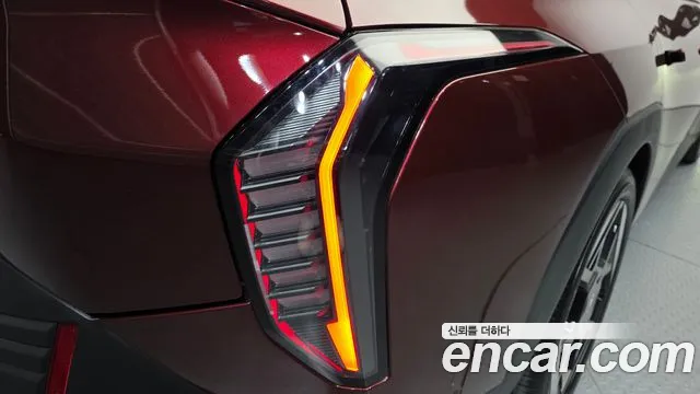 Kia EV4 — Фото автомобиля 8
