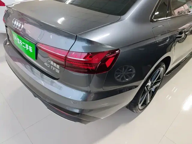Audi A4L — Фото автомобиля 7