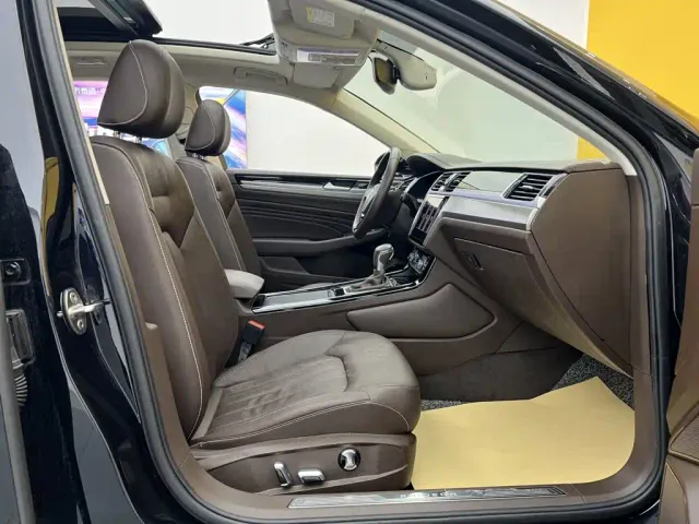Volkswagen Phideon — Фото автомобиля 19