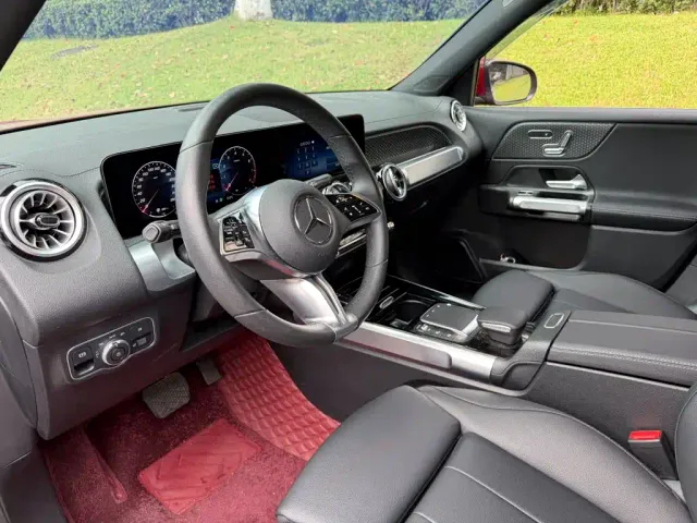Mercedes-Benz GLB-Class — Фото автомобиля 7