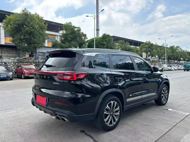 Chery Tiggo 8 — Фото автомобиля 7