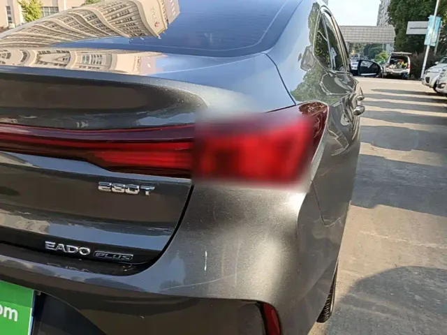 Changan Eado — Фото автомобиля 7