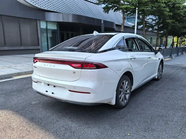 GAC Aion S — Фото автомобиля 6