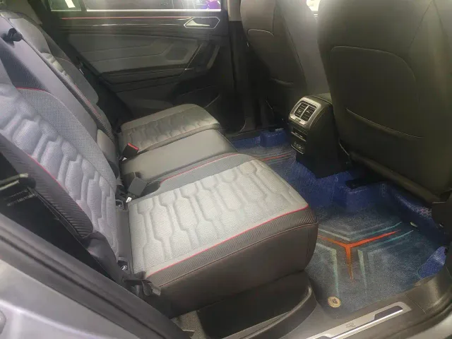 Volkswagen Tiguan L — Фото автомобиля 5