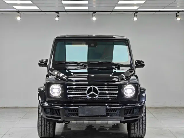Фотография автомобиля — Mercedes-Benz G-Class