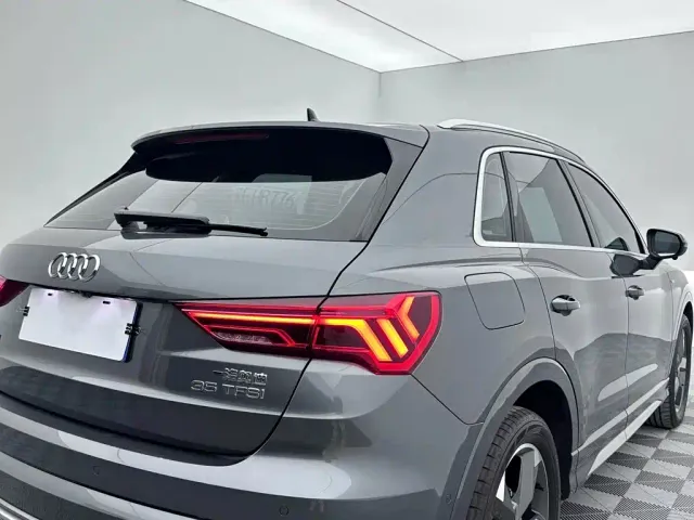 Audi Q3 — Фото автомобиля 9