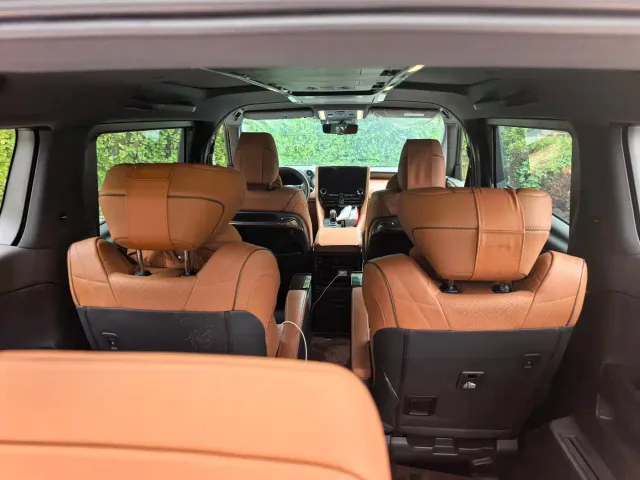 Toyota Vellfire — Фото автомобиля 12