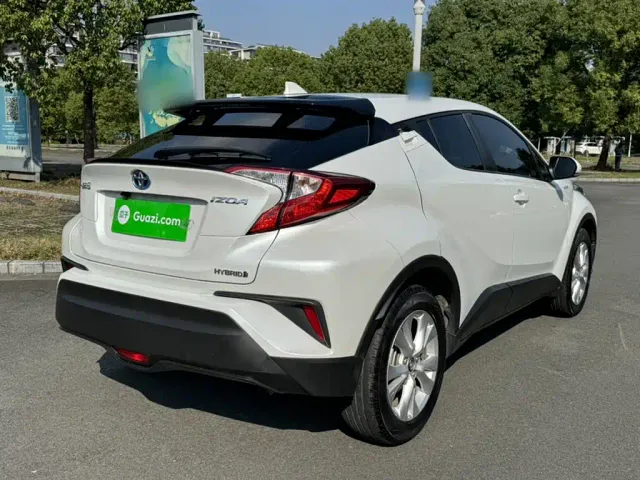 Toyota IZOA — Фото автомобиля 12